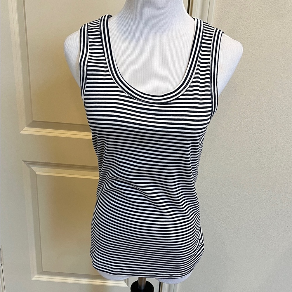 LACAUSA Monochrome Striped Tank Top